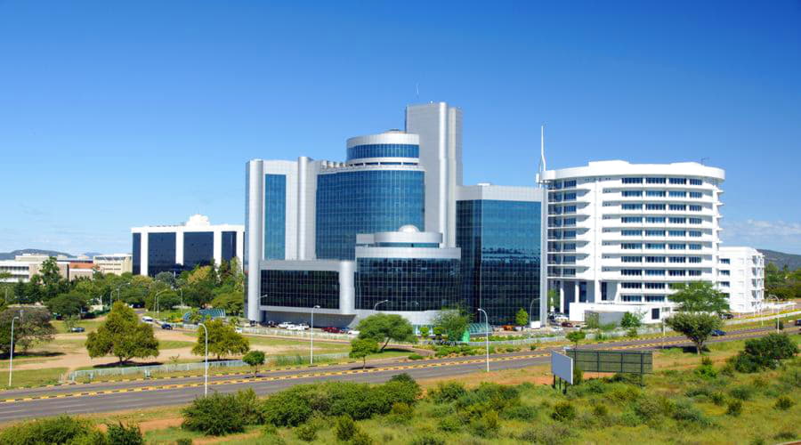 Nuestros servicios de alquiler de coches ofrecen una diversa selección de vehículos en El Aeropuerto de Gaborone.